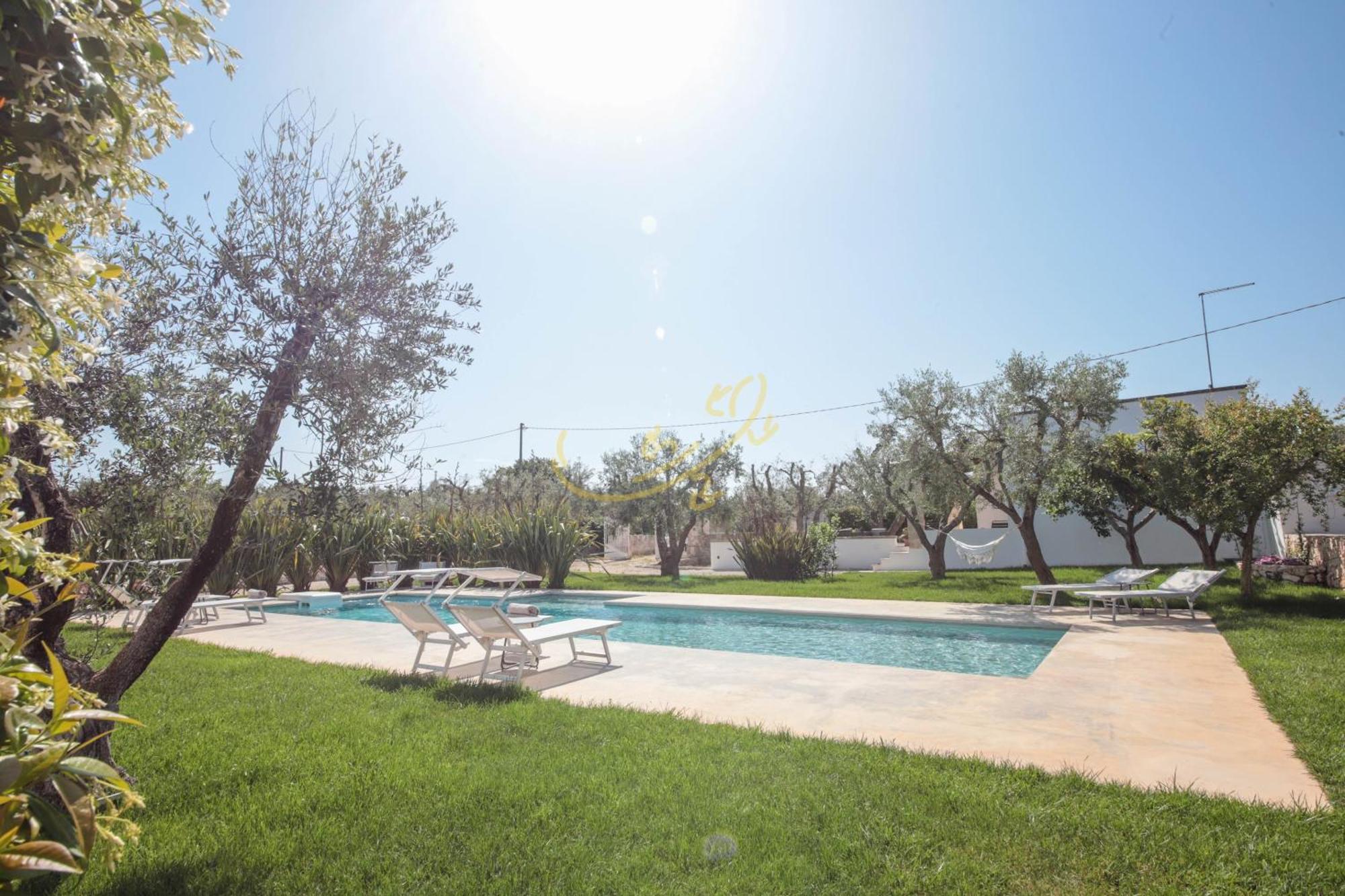 Td Dimora Del Giglio With Organic Garden With Pool Villa Ostuni Eksteriør billede