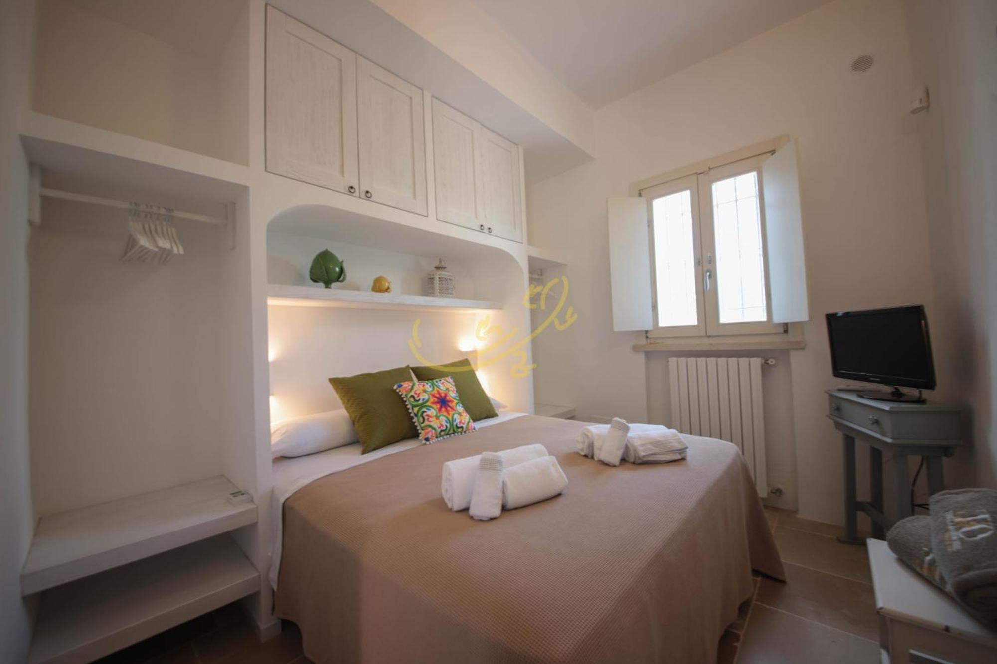 Td Dimora Del Giglio With Organic Garden With Pool Villa Ostuni Eksteriør billede